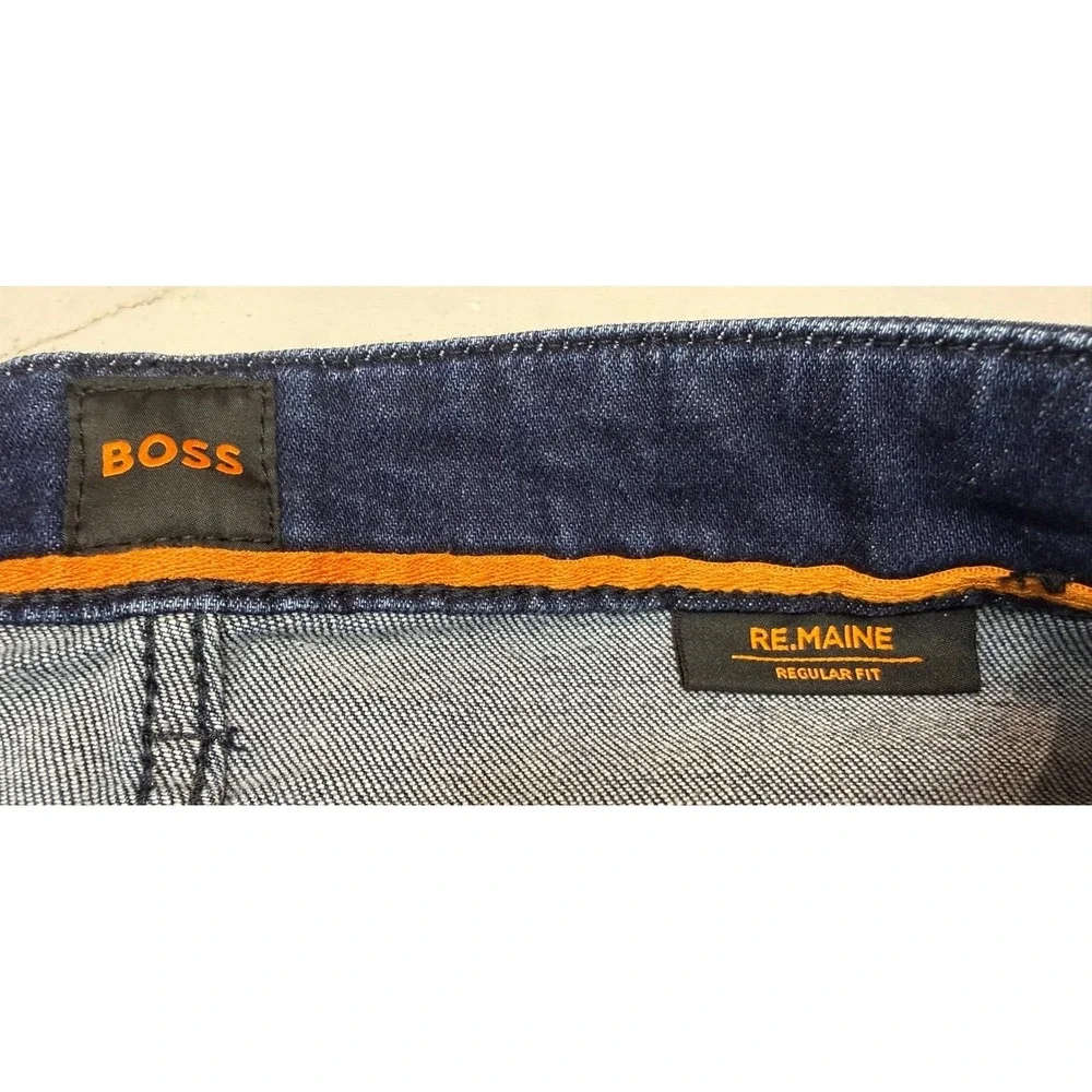 Hugo Boss Regular-fit jeans in mid-blue comfort-stretch denim, Size 32 x 32